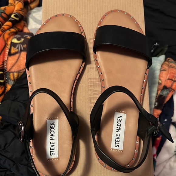 Steve Madden sandals - Picture 3 of 3